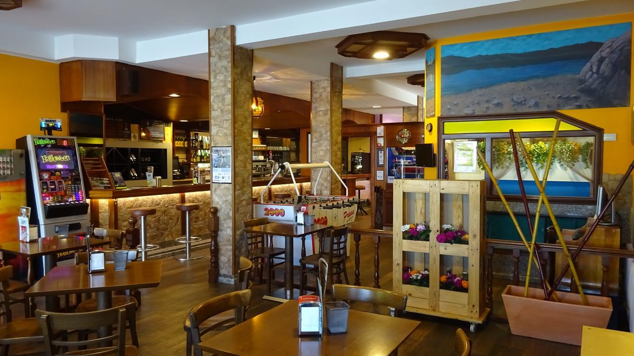 Hotel A Marisqueira I Aeropuerto A Coruna Oleiros Zewnętrze zdjęcie